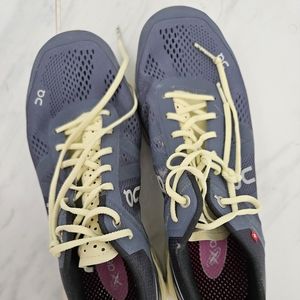Women's ON signature running shoe